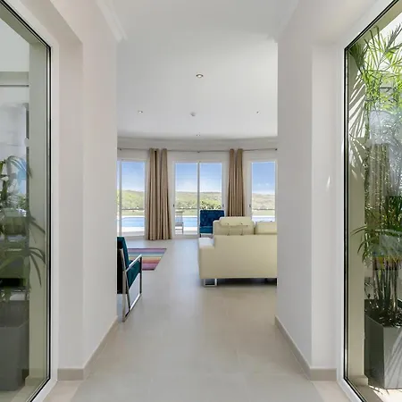 Sea View Вилла