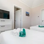 Βίλα Sea View Σάγκρες
