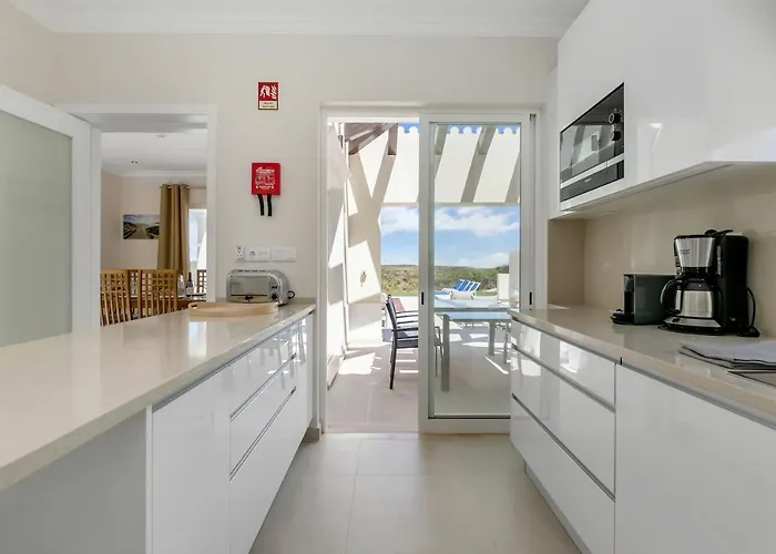 Sea View 萨格里什